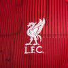 Liverpool mez felső gyerek NIKE SZOBOSZLAI 8 2023/24 piros